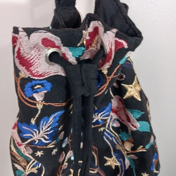 Steve Madden Embroidered Floral Celestial Boho Bucket Crossbody Bag - Picture 6 of 12